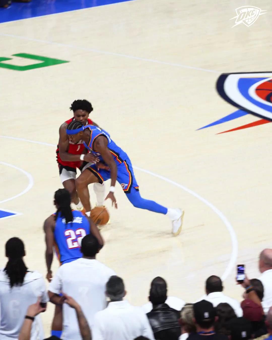 爱游戏网站入口俄克拉荷马雷霆国际比赛日篮板制胜；志在NBA季后赛名次提升；更衣室稳定；年轻球员得到机会的简单介绍